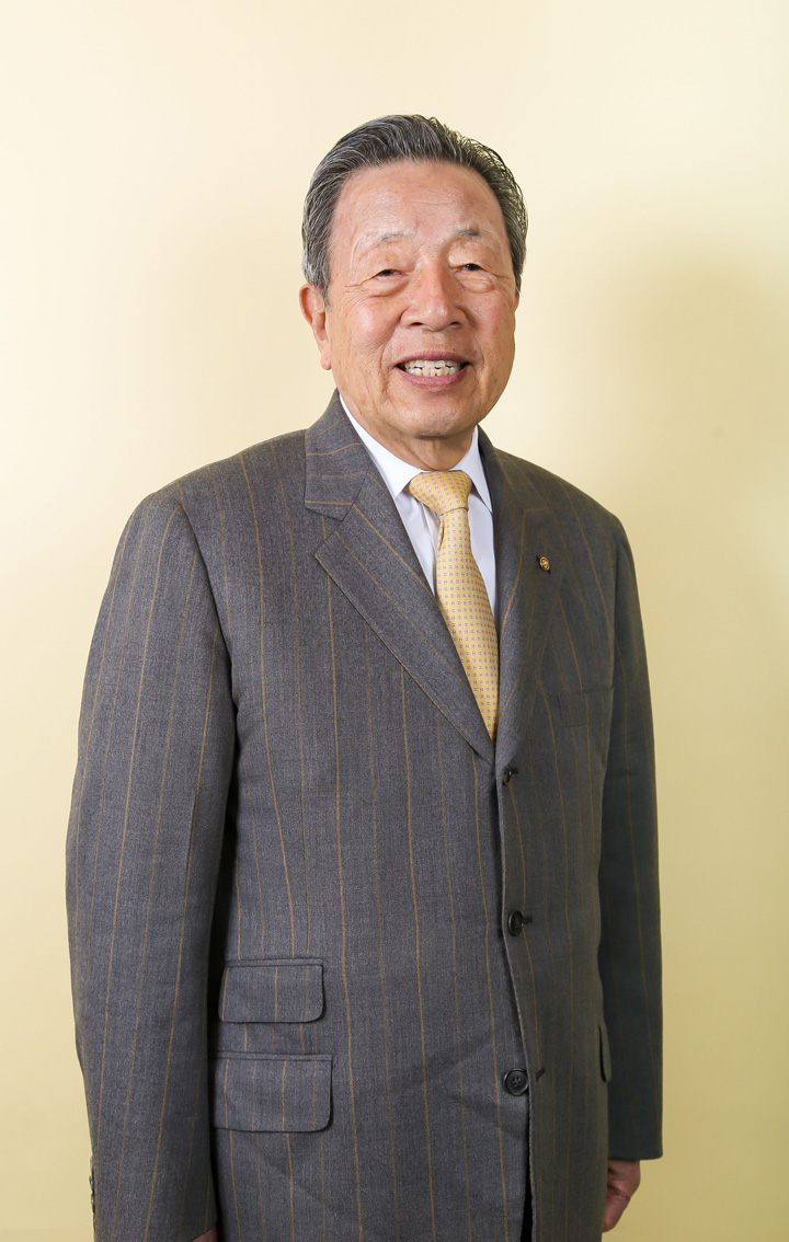 Chang-Woo HAN Chairman and CEO
