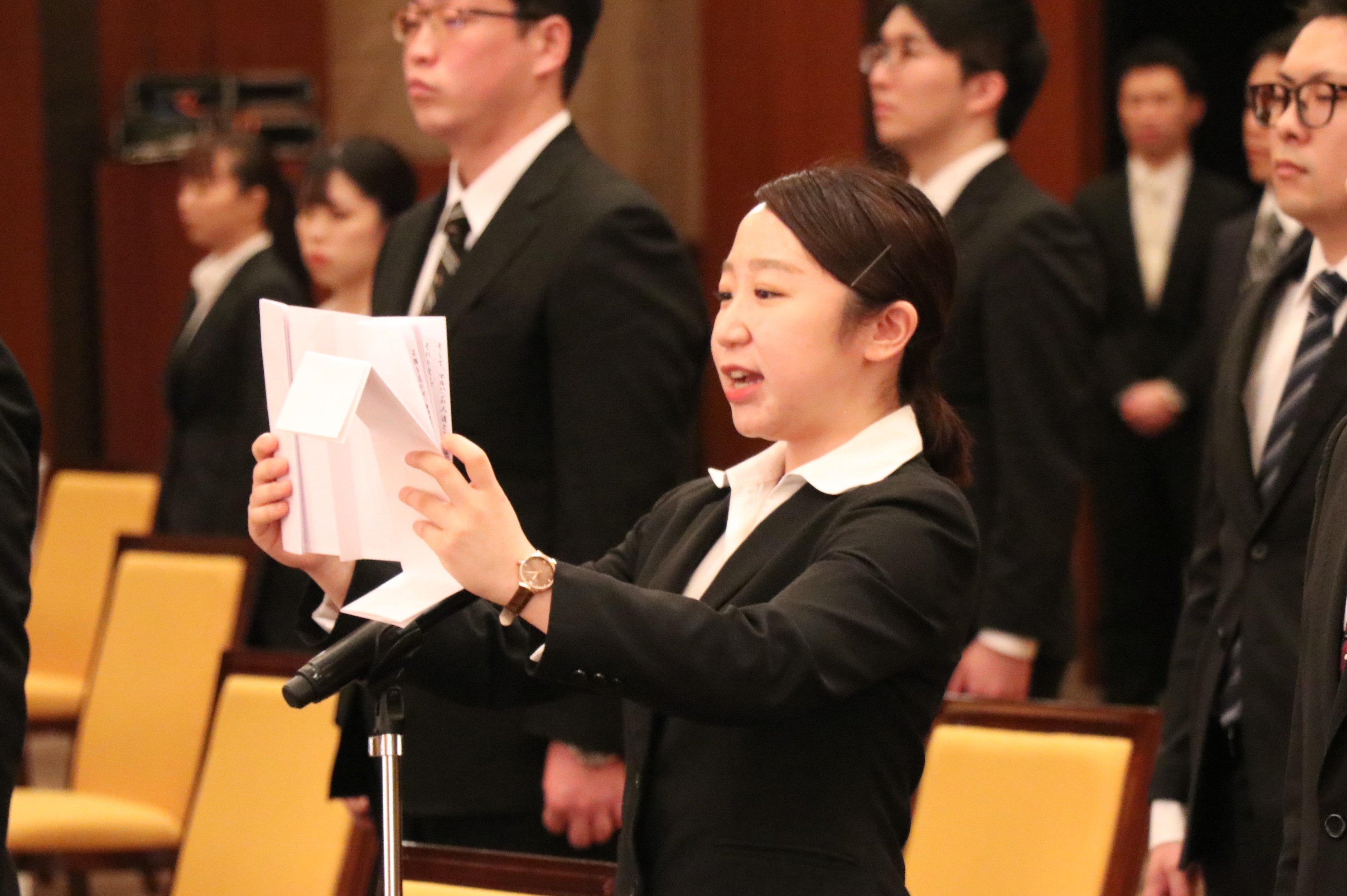 21年度入社式 新入社員60名が入社 マルハン