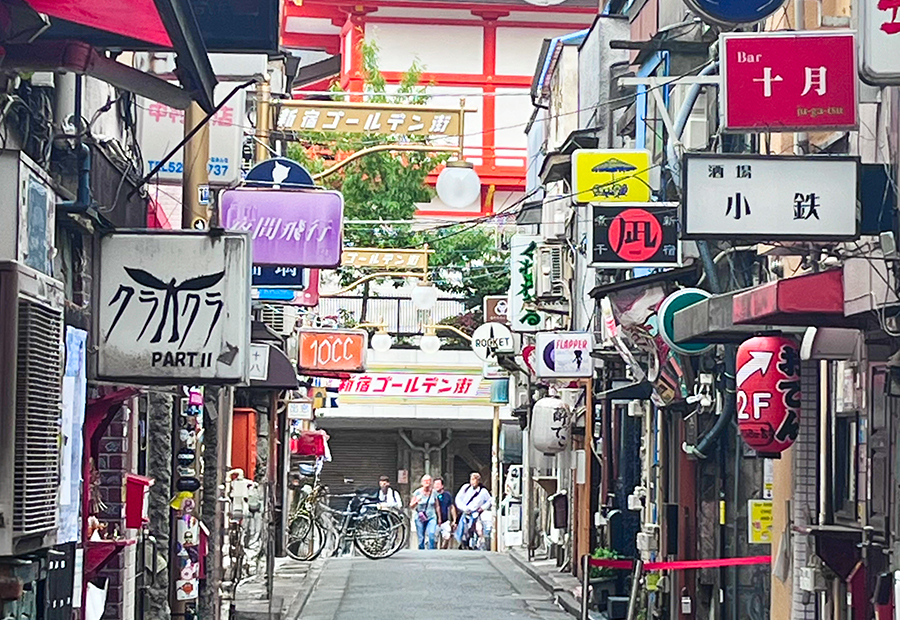 Shinjuku PHOTO 6
